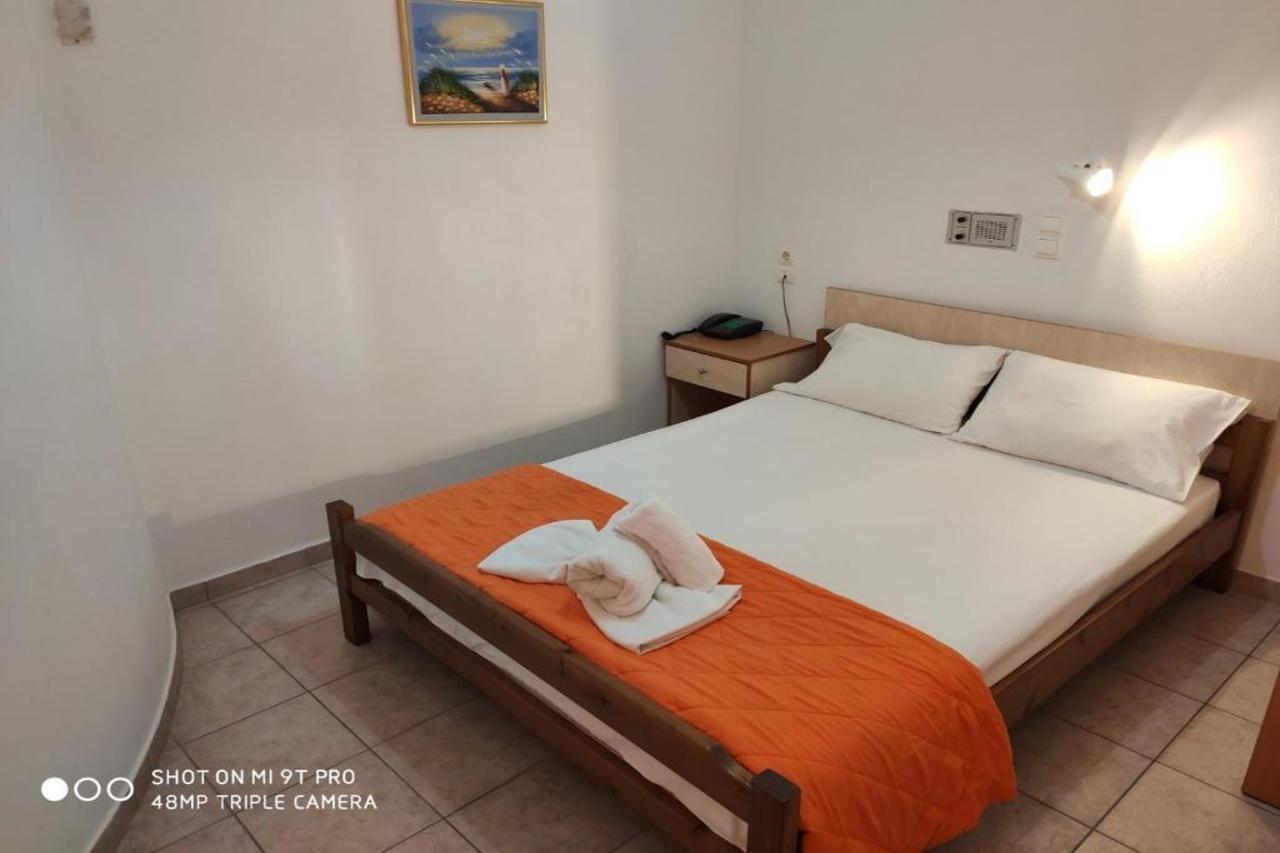 Andy'S Plaza Apartment Agia Pelagia  Exterior photo