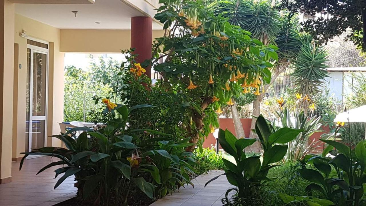 Andy'S Plaza Apartment Agia Pelagia  Exterior photo